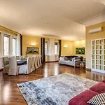 Downtownapartments - Imperial Panorama Penthouse * ローマ