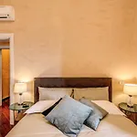 Downtownapartments - Imperial Panorama Penthouse アパート ローマ