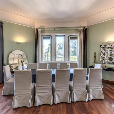 Downtown Srl - Imperial Panorama Penthouse Apartment