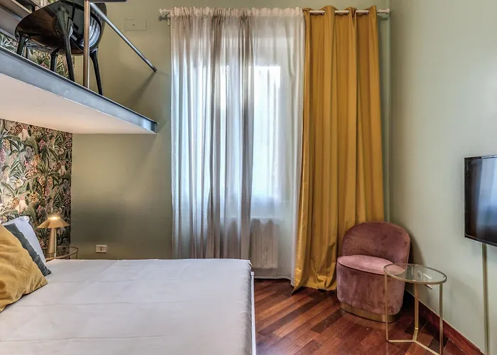 Apartment Downtown Srl - Imperial Panorama Penthouse Rom
