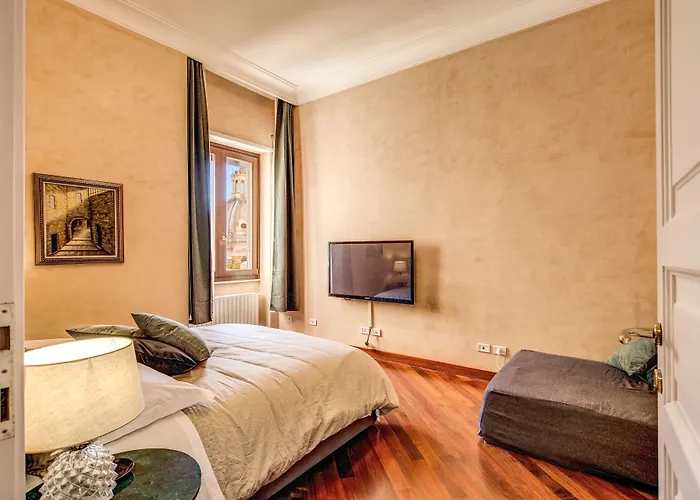 Downtown Srl - Imperial Panorama Penthouse Apartment