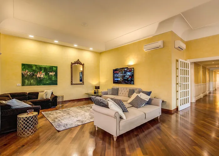 Apartment Downtown Srl - Imperial Panorama Penthouse