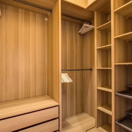 Downtown Srl - Imperial Panorama Penthouse Apartment