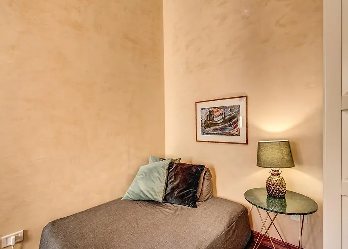 Downtown Srl - Imperial Panorama Penthouse Apartment
